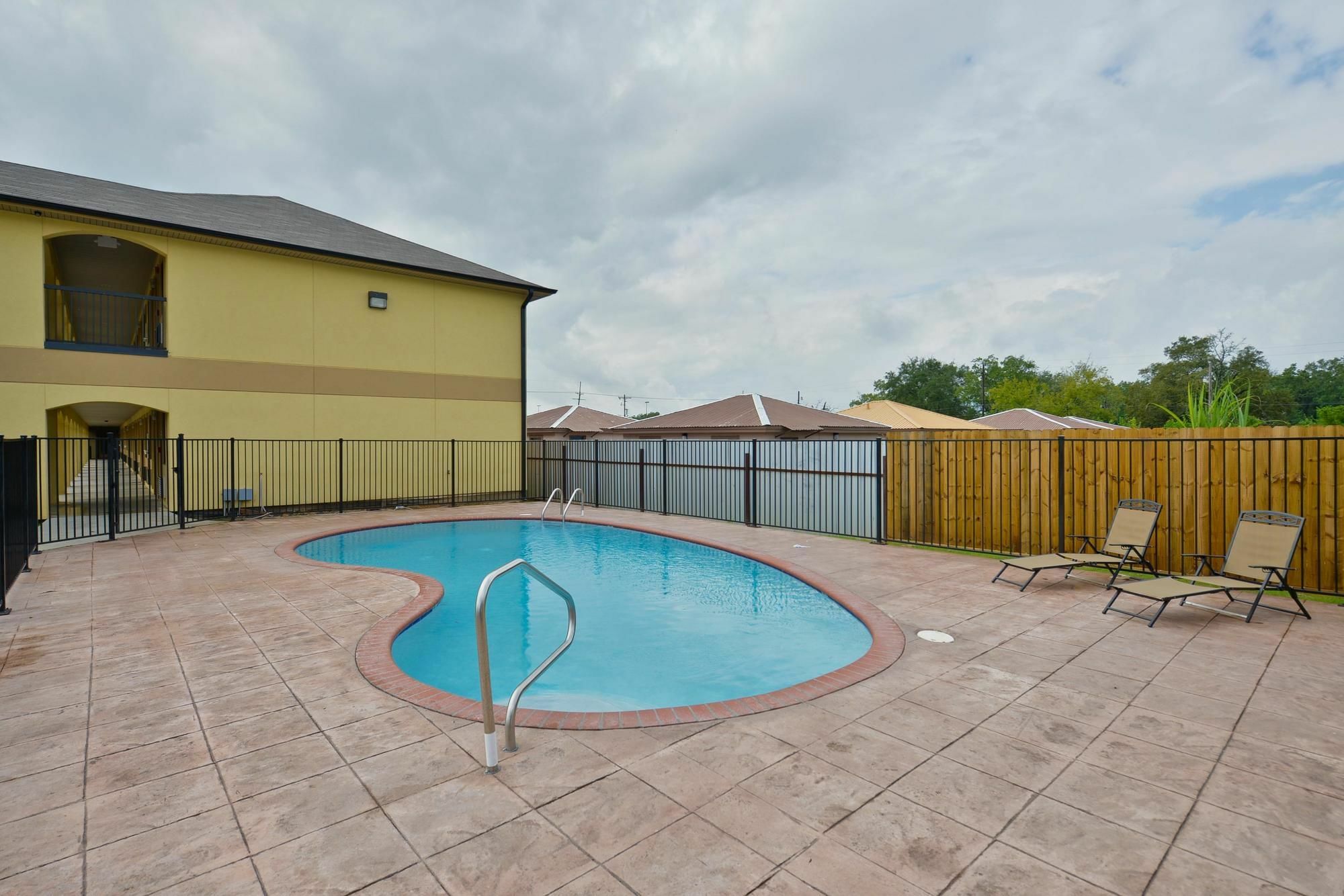 Americas Best Value Inn Lake Charles Interstate 210 Einrichtungen foto