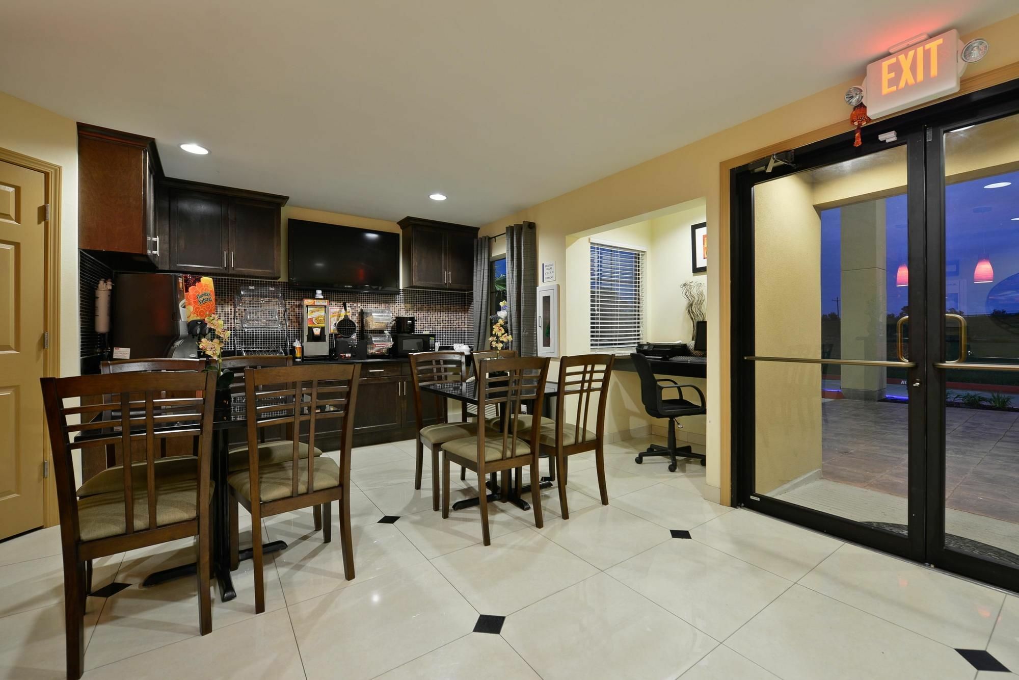 Americas Best Value Inn Lake Charles Interstate 210 Restaurant foto